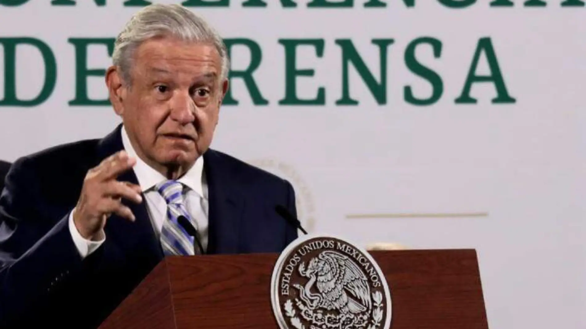 AMLO celebra diálogo del PAN con Segob